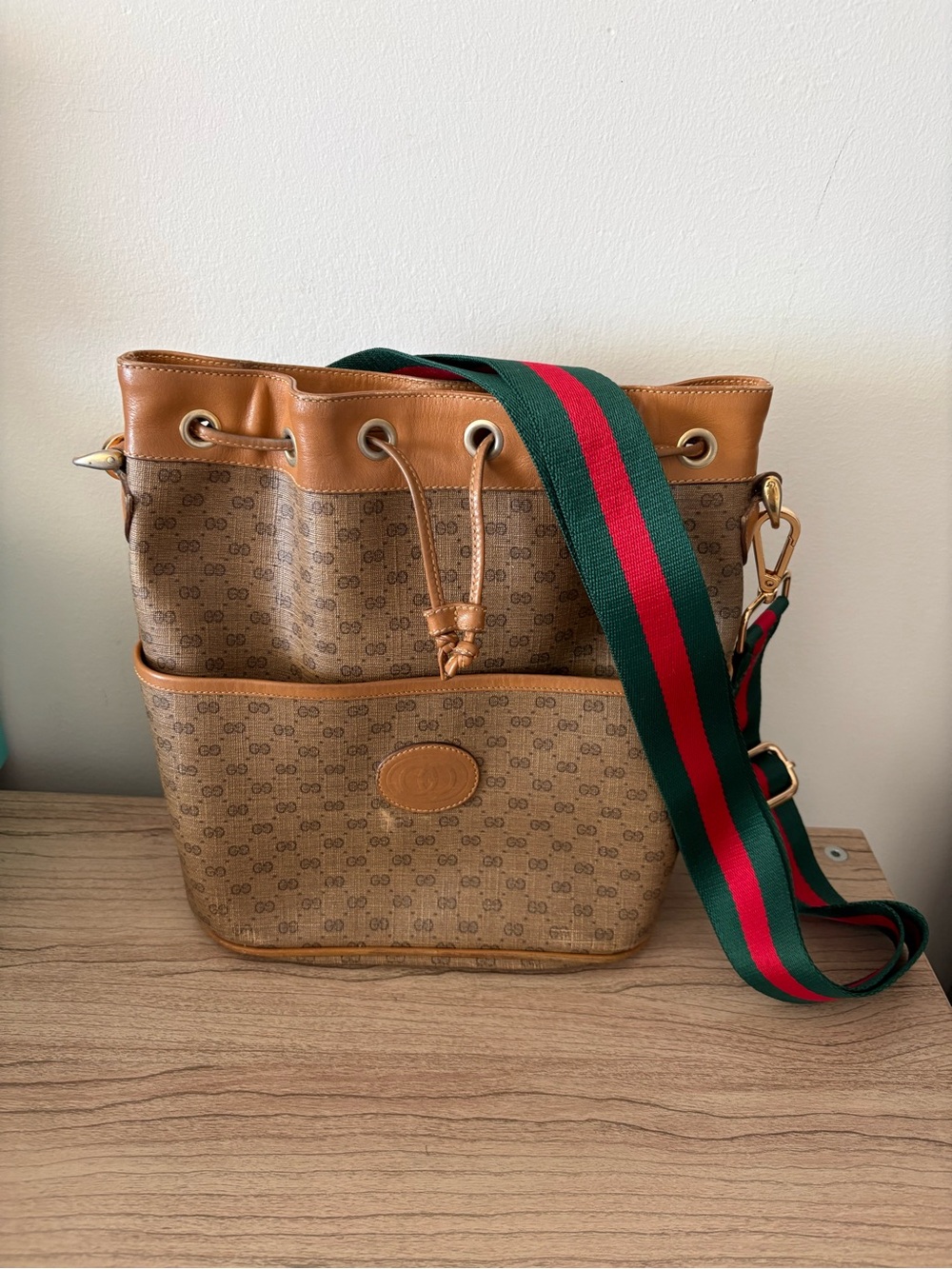 Vintage Gucci Supreme GG Monogram Drawstring Crossbody Bag with Green-Red Strap